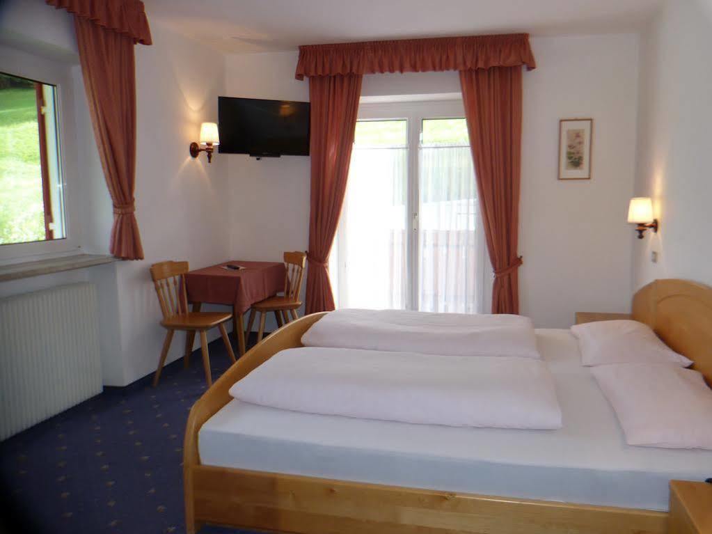 Luxury B&B August Ortisei Exteriör bild